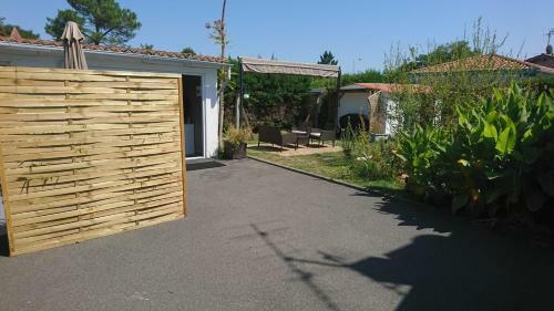 Climatis�, Plage � 5mn, Id�al Pour 2 Personnes