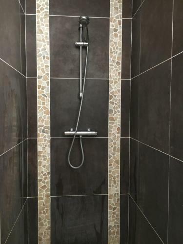 Maison Avec Piscine Au C?ur de La For�t