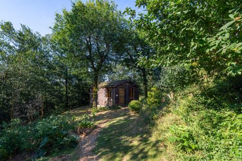 Suite De La Vall�e Des Ch�nes