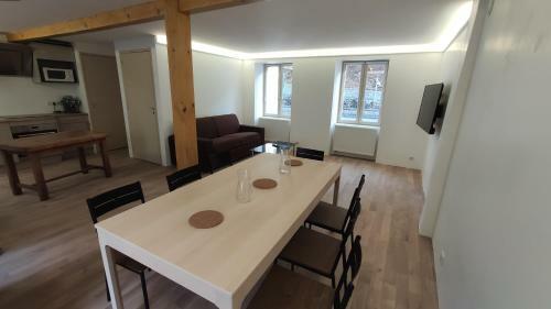 Apartamento Jolie Maison Face � La Dordogne