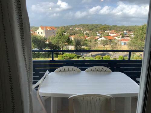 Apartamento T2 Climatis� R�sidence Front de Mer Avec Piscine