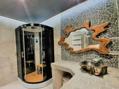 Inviting Villa In Lacanau Near The Beach