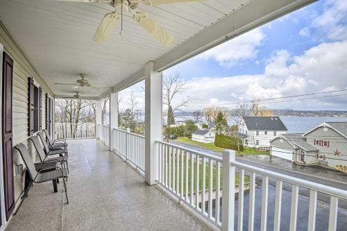 Canandaigua Lake House With Lake View And Fire Pit!