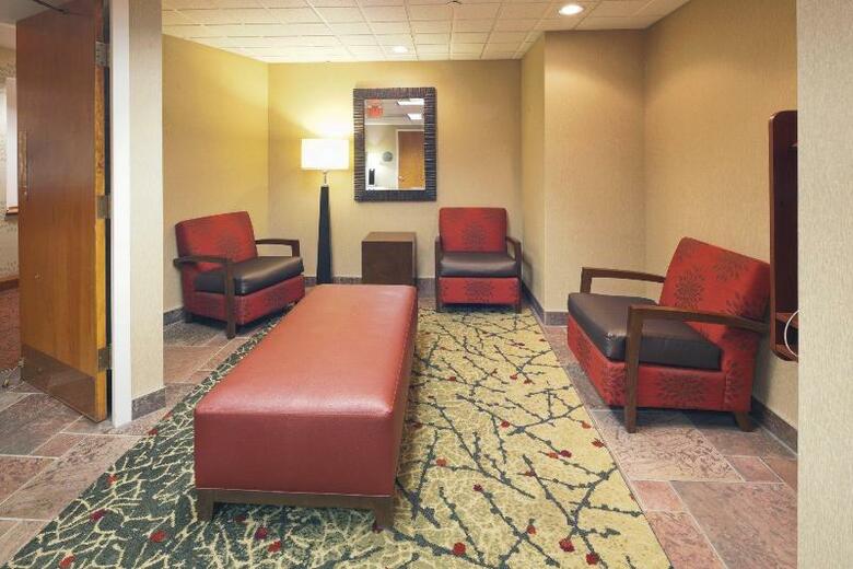 Radisson Hotel Cleveland Gateway