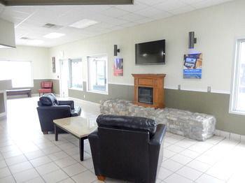 Motel 6 Shamrock