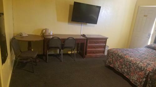 Black Gold Motel