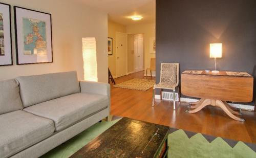 Apartamentos Doyle Lovejoy
