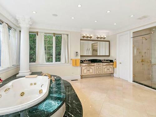 Villa Qadus - Luxury With Pool