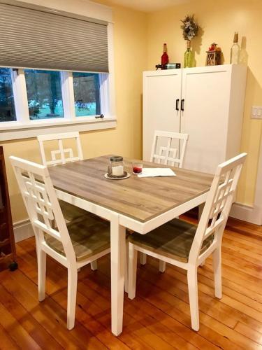 Newly Renovated 3br Hudson Valley House