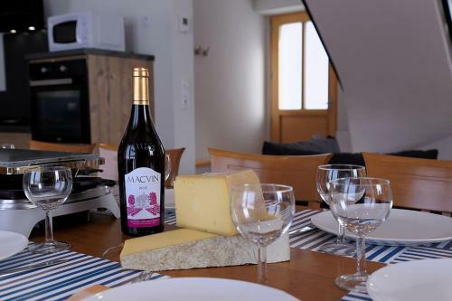 Maison Haut Jura Chaleureuse Et Ind�pendante