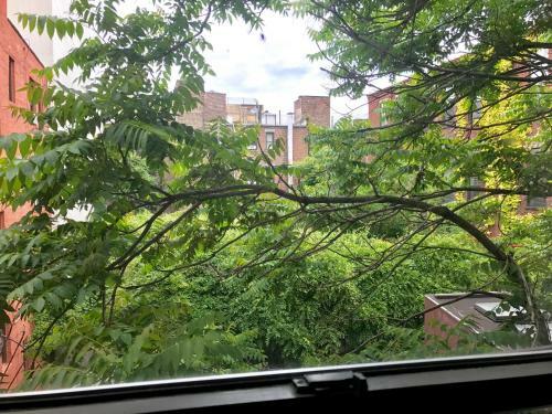 Apartamento Stylish Space With Own Office In Trendy Noho!