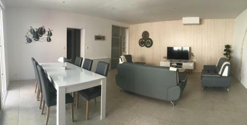 Villa Ma R� Basse