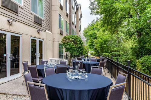 Clarion Hotel Portland Airport