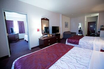 Guesthouse Hotel & Suites Portland