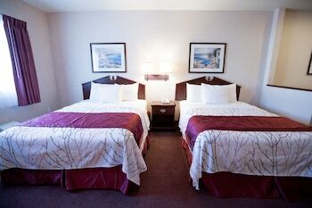 Guesthouse Hotel & Suites Portland