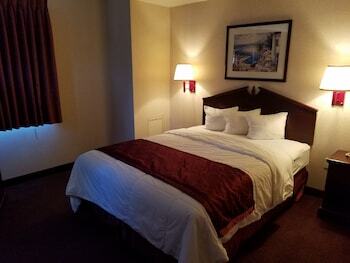 Guesthouse Hotel & Suites Portland