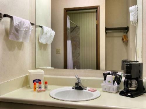 Hotel Howard Johnson Portland Airport