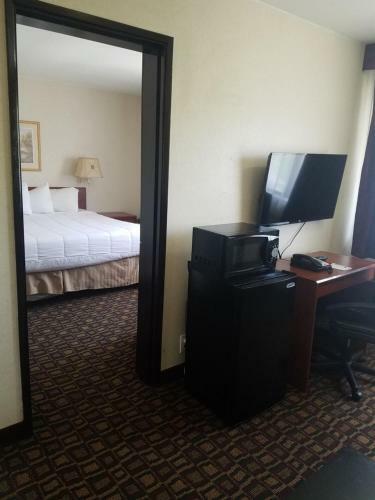 Hotel Howard Johnson Portland Airport