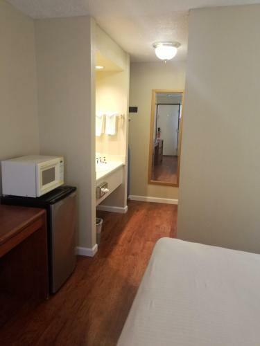 Hotel Howard Johnson Portland Airport