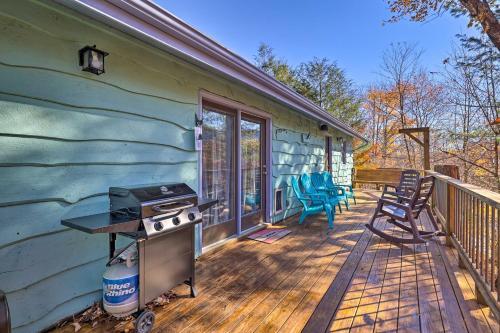 Sweet Cottage With Grandfather Mountain Views!