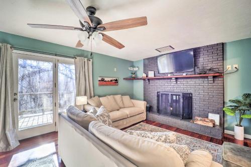 Sweet Cottage With Grandfather Mountain Views!