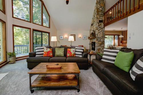The Oak Lake House On Wanteska