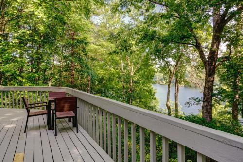 The Oak Lake House On Wanteska
