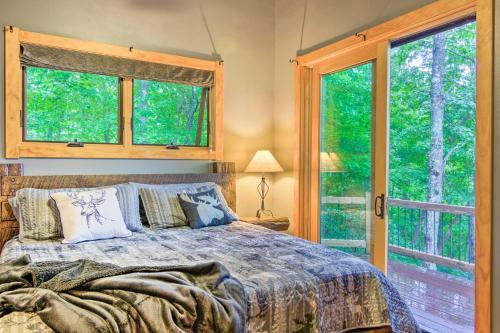Stony Point Cabin With Hot Tub And Sunset Views!