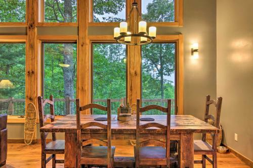 Stony Point Cabin With Hot Tub And Sunset Views!
