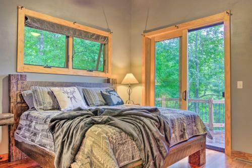 Stony Point Cabin With Hot Tub And Sunset Views!