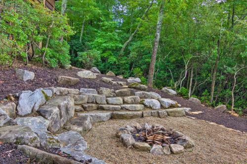 Stony Point Cabin With Hot Tub And Sunset Views!