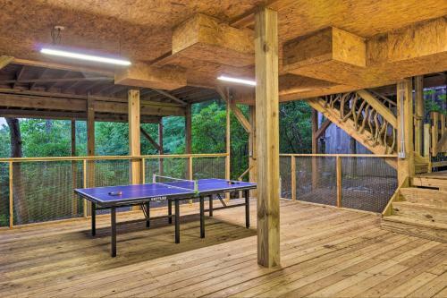 Stony Point Cabin With Hot Tub And Sunset Views!