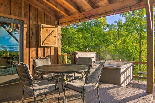 Stony Point Cabin With Hot Tub And Sunset Views!
