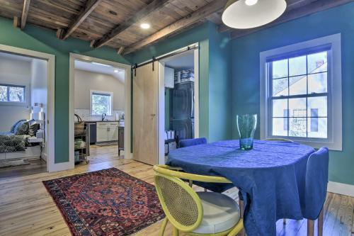 Renovated Carrboro Home With Deck And Fire Pit!