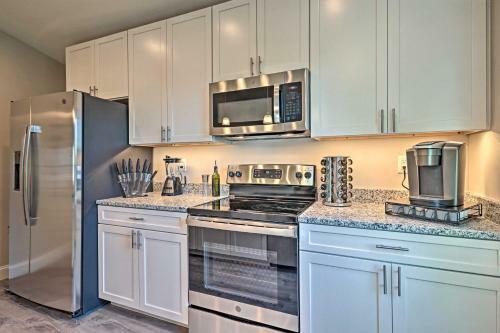 Charming Candler Cottage 12 Mi To Asheville!