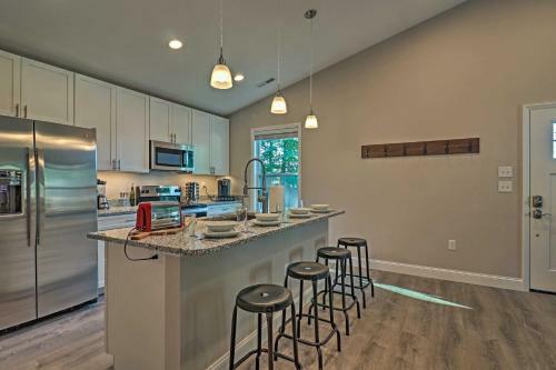 Charming Candler Cottage 12 Mi To Asheville!