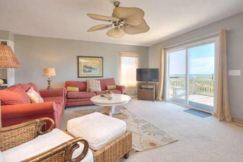 623 Caswell Beach Rd