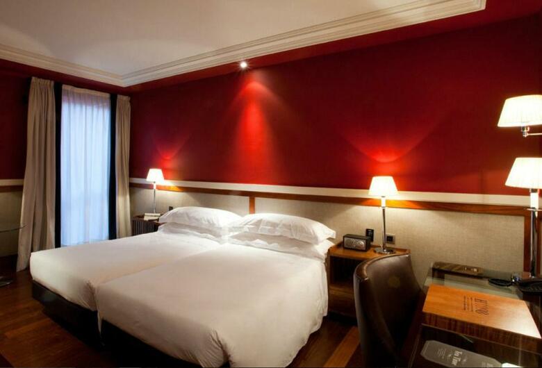 Hotel 1898