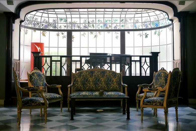 Hotel Oriente Atiram