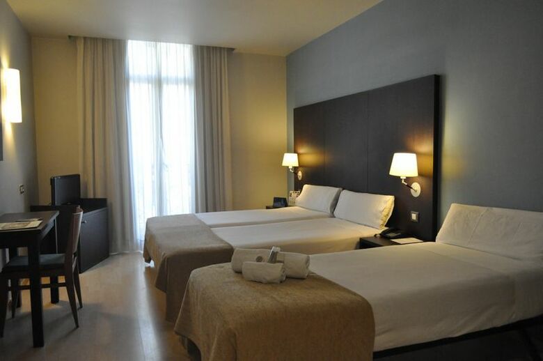 Hotel Oriente Atiram