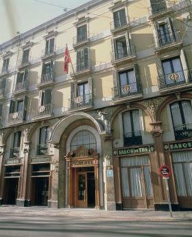 Hotel Oriente Atiram