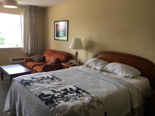 Hotel Ambassador Inn