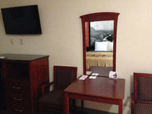Motel Super 8 Pleasanton
