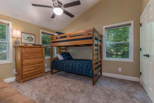 Knobby Creek Cottage