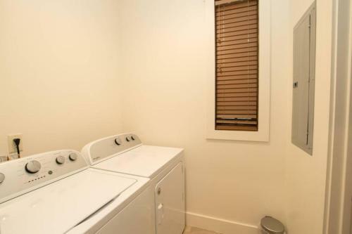 Villa New Forest Cottage W/grill & Deck:hike, Fish, Golf