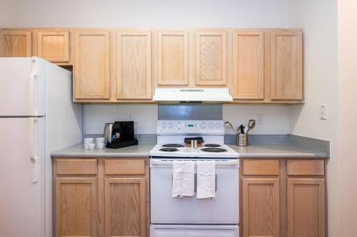Apartamento Viagem Spacious 2br With Gym, Pool & Balcony