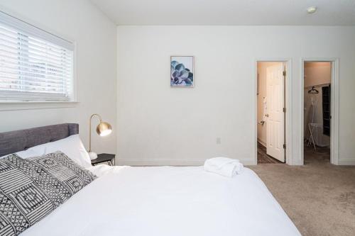 Apartamento Viagem Spacious 2br With Gym, Pool & Balcony