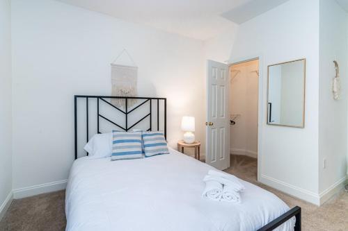 Apartamento Viagem Spacious 2br With Gym, Pool & Balcony