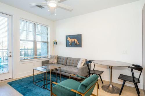 Apartamento Viagem Vibrant 1br With Patio