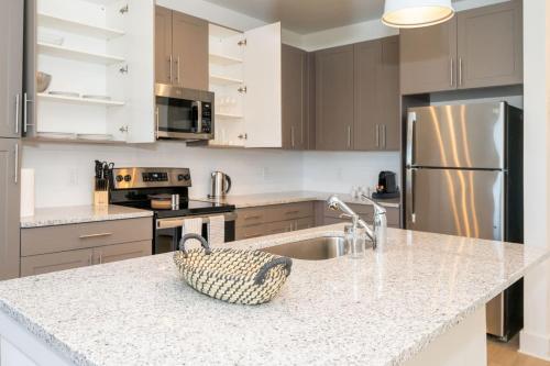 Apartamento Viagem Vibrant 1br With Patio